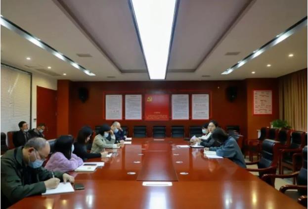 市古鎮(zhèn)投資公司召開關于貫徹落實國企改革三年行動高質(zhì)量收官工作會議